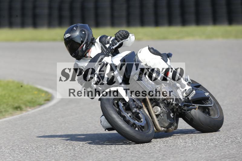 /45 10.08.2025 Plüss Moto Sport ADR/Einsteiger/532